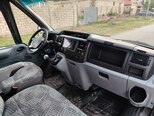 Ford Transit-13