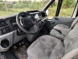 Ford Transit-17