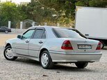 Mercedes C 220-11