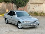 Mercedes C 220-12
