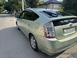 Toyota Prius-3