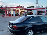 BMW 523-9