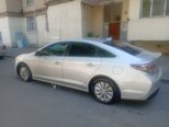 Hyundai Sonata-3