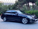 Mercedes E 220-2