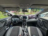 Hyundai Elantra-3