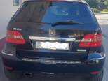 Mercedes B 180-2