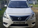 Nissan Sunny-1