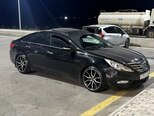 Hyundai Sonata-16