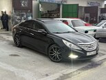 Hyundai Sonata-13