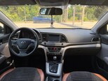 Hyundai Elantra-6