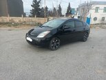 Toyota Prius-5