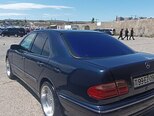 Mercedes E 230-4