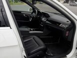 Mercedes E 220-11
