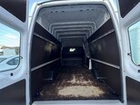 Ford Transit-13