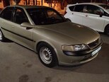 Opel Vectra-8
