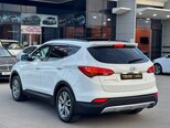 Hyundai Santa Fe-11