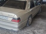 Mercedes 220 E-3