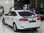 Ford Mondeo-12