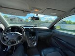 Mitsubishi Airtrek-21