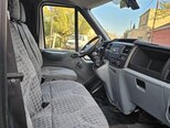 Ford Transit-15