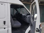 Ford Transit-12