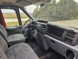 Ford Transit-12