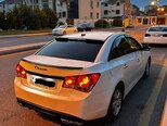 Chevrolet Cruze-11