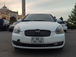 Hyundai Accent-1