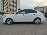 Hyundai Accent-3