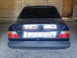 Mercedes 200 E-2