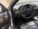 Mercedes E 240-2