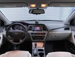 Hyundai Sonata-15