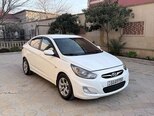 Hyundai Accent-2