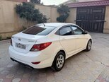 Hyundai Accent-7