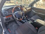 Toyota Land Cruiser Prado-9