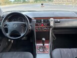 Mercedes E 220-12