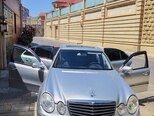 Mercedes E 220-7