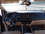 Kia Carnival-3