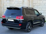 Toyota Land Cruiser-7