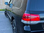 Toyota Land Cruiser-9