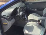 Hyundai Accent-13