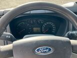 Ford Transit-13