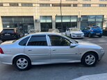 Opel Vectra-4