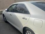 Toyota Camry-5