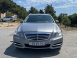 Mercedes E 250-1