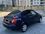Hyundai Accent-3
