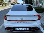 Hyundai Sonata-12