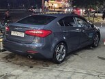 Kia Cerato-10