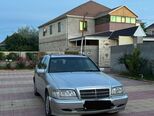 Mercedes C 200-1