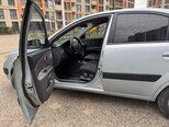 Kia Rio-4